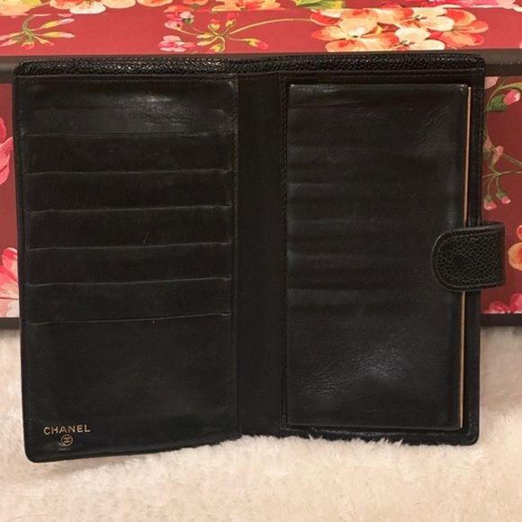💯% Authentic CHANEL Caviar Wallet✨ - Picture 7 of 15